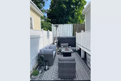 42 D St, Lowell, MA 01851 - Photo 4