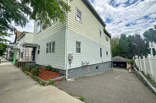 549 Bennington St, Boston, MA 02128 - Photo 4