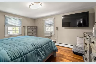 1 Deroma Rd, Boston, MA 02132 - Photo 12