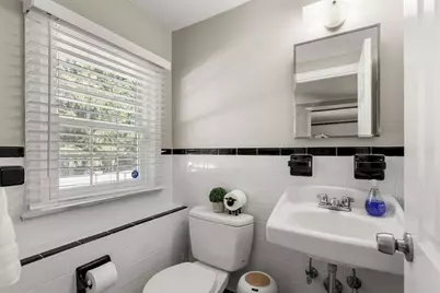 1 Deroma Rd, Boston, MA 02132 - Photo 18