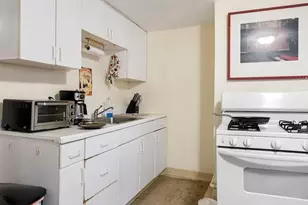 3 Boston, Somerville, MA 02143 - Photo 2