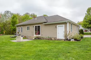 11 Woods Edge, Lakeville, MA 02347 - Photo 20
