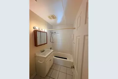 326 Broadway #7, Somerville, MA 02145 - Photo 8
