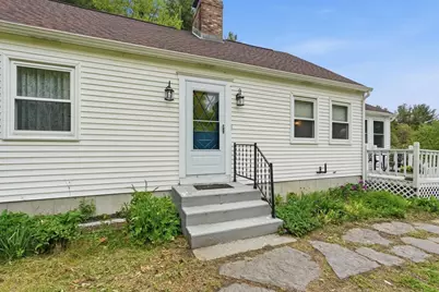 130 Crooked Ledge, Southampton, MA 01073 - Photo 8