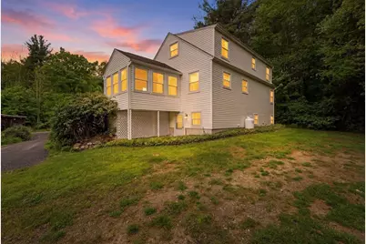 130 Crooked Ledge, Southampton, MA 01073 - Photo 6