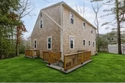 119 Brigantine Dr, Falmouth, MA 02536 - Photo 8