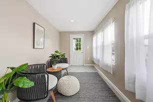 70 Clifton Ave, Saugus, MA 01906 - Photo 4