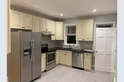 4 Bancroft St #1, Cambridge, MA 02139 - Photo 1