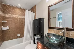 53 Hiawatha Ave, Waltham, MA 02451 - Photo 12