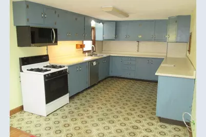 128 Adams Road, Grafton, MA 01536 - Photo 4