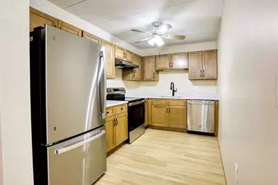 133 Franklin St #403, Stoneham, MA 02180 - Photo 6