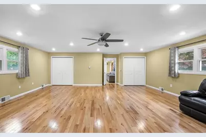 72 Paulson Dr, West Springfield, MA 01089 - Photo 10