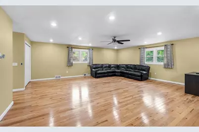72 Paulson Dr, West Springfield, MA 01089 - Photo 8