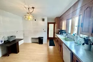 30 Sterling, Somerville, MA 02144 - Photo 4