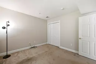 24 Greenleaves Dr, Amherst, MA 01002 - Photo 14