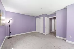 24 Greenleaves Dr, Amherst, MA 01002 - Photo 10