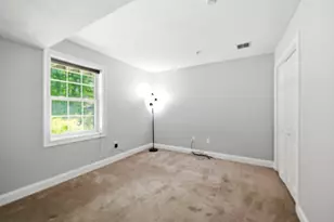 24 Greenleaves Dr, Amherst, MA 01002 - Photo 12