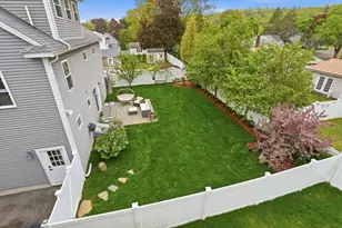 242 Pleasant St, Melrose, MA 02176 - Photo 34