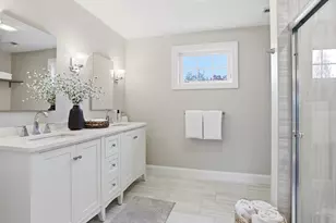 242 Pleasant St, Melrose, MA 02176 - Photo 18