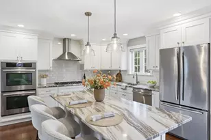 242 Pleasant St, Melrose, MA 02176 - Photo 6