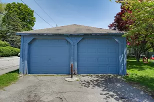 5 Eddy St, Webster, MA 01570 - Photo 4