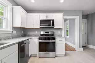 118 County Rd, Freetown, MA 02717 - Photo 16