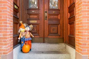 138 W Concord, Boston, MA 02118 - Photo 2