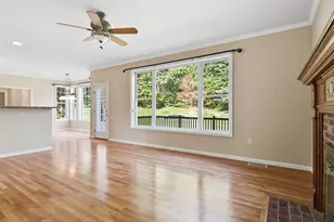 7 Liberty Ln, Southwick, MA 01077 - Photo 16