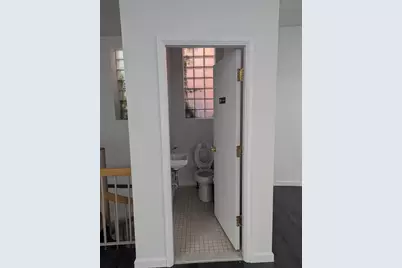 51 Holland St, Somerville, MA 02144 - Photo 6