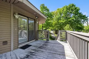 150 Hampton St, Auburn, MA 01501 - Photo 6