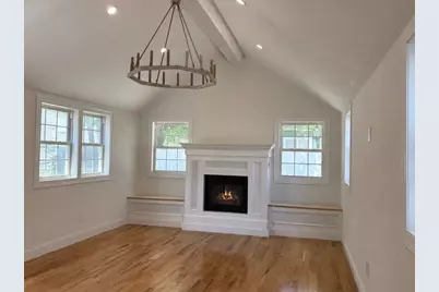 2 Mechanic St, Merrimac, MA 01860 - Photo 6