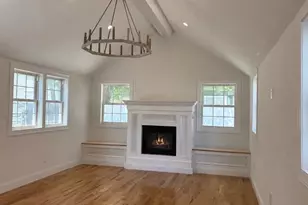 2 Mechanic St, Merrimac, MA 01860 - Photo 6