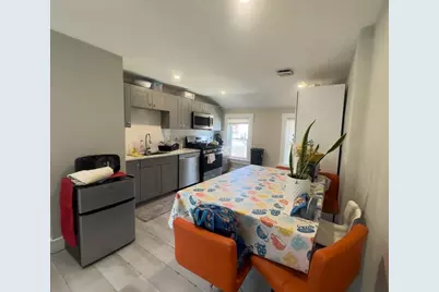 15 Marie Ave, Everett, MA 02149 - Photo 8