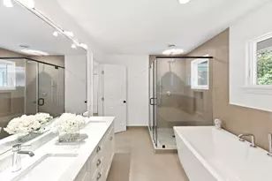 7 Shadow Farm Ln, Rochester, MA 02770 - Photo 18