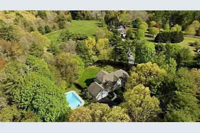 7 Shadow Farm Ln, Rochester, MA 02770 - Photo 2