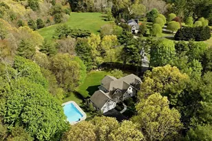 7 Shadow Farm Ln, Rochester, MA 02770 - Photo 2