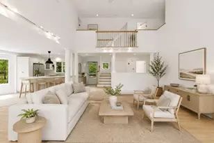 7 Shadow Farm Ln, Rochester, MA 02770 - Photo 4