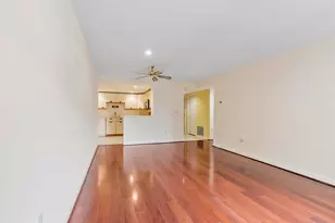 321 Place Ln, Woburn, MA 01801 - Photo 4