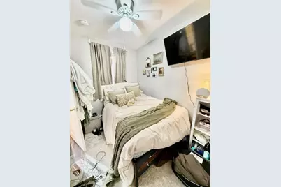 14 Cleveland Pl #3, Boston, MA 02113 - Photo 22