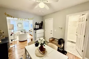 14 Cleveland Pl, Boston, MA 02113 - Photo 14