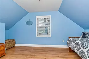516 Lakeview Ave, Lowell, MA 01850 - Photo 10