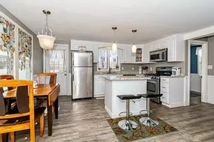 516 Lakeview Ave, Lowell, MA 01850 - Photo 4