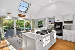 14 Vine St, Marion, MA 02738 - Photo 8