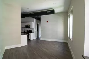 409 Main St, Fitchburg, MA 01420 - Photo 6