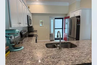 445 Berlin St #7, Clinton, MA 01510 - Photo 6