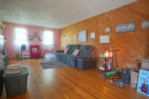 92 Walter St, Chicopee, MA 01013 - Photo 12