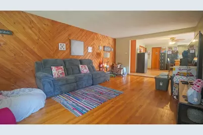92 Walter St, Chicopee, MA 01013 - Photo 8