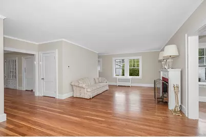46 Lura Street, Lowell, MA 01851 - Photo 4