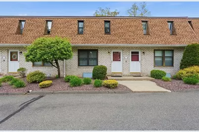 24 Granby Hts #24, Granby, MA 01033 - Photo 2