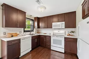 24 Granby Heights, Granby, MA 01033 - Photo 10